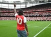 Henry gửi lời nhắn đặc biệt tới tân binh của Arsenal