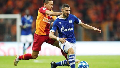 07/11 03:00 Schalke vs Galatasaray: Cắt đuôi đội khách