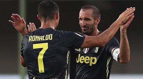 Tip bóng đá ngày 11/04 02:00 Ajax vs Juventus: Điểm tựa Ronaldo