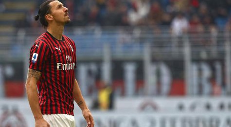 Ibra thua derby Milan, nhưng không dễ bị khuất phục