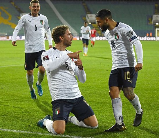 Italia lần đầu tiên trong lịch sử có chiến thắng trên sân của Bulgaria