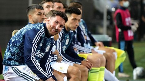 Lộ lý do Messi chỉ đá 20 phút trận gặp Uruguay
