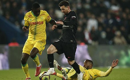 Messi không dễ tỏa sáng ở Ligue 1 trước các hàng thủ quây rát