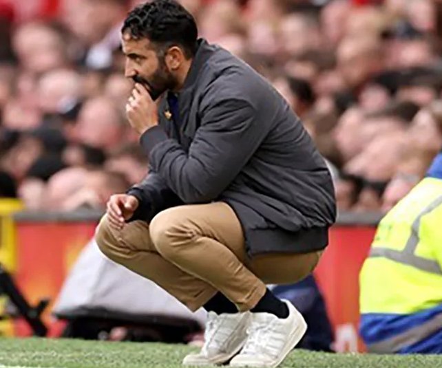 HLV Ruben Amorim đáp trả áp lực bị MU sa thải. ẢNH: EPA