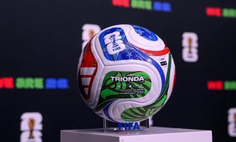 FIFA giới thiệu bóng thi đấu chính thức của World Cup 2026. Ảnh: FIFA