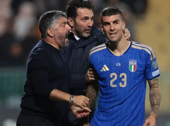 Tip bóng đá 17/11 02:45 Italia vs Na U: Không trả được nợ