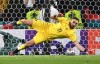 Donnarumma đã cản 2 quả phạt đền trước Anh để giúp Italia vô địch EURO 2020
