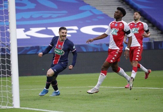 Monaco 0-2 PSG: 'Siêu nhân' Mbappe mang cúp về Paris
