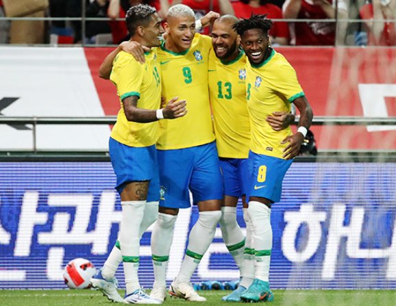 ​​​​​​​Brazil sẽ khẳng định tư cách ứng viên số 1 bằng cách đánh bại Serbia